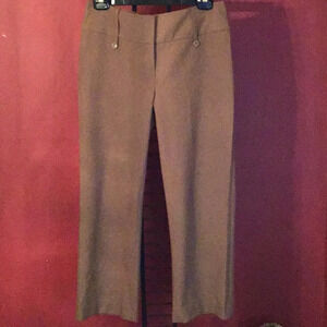 INC INTERNATIONAL CONCEPTS PANTS SIZE 4